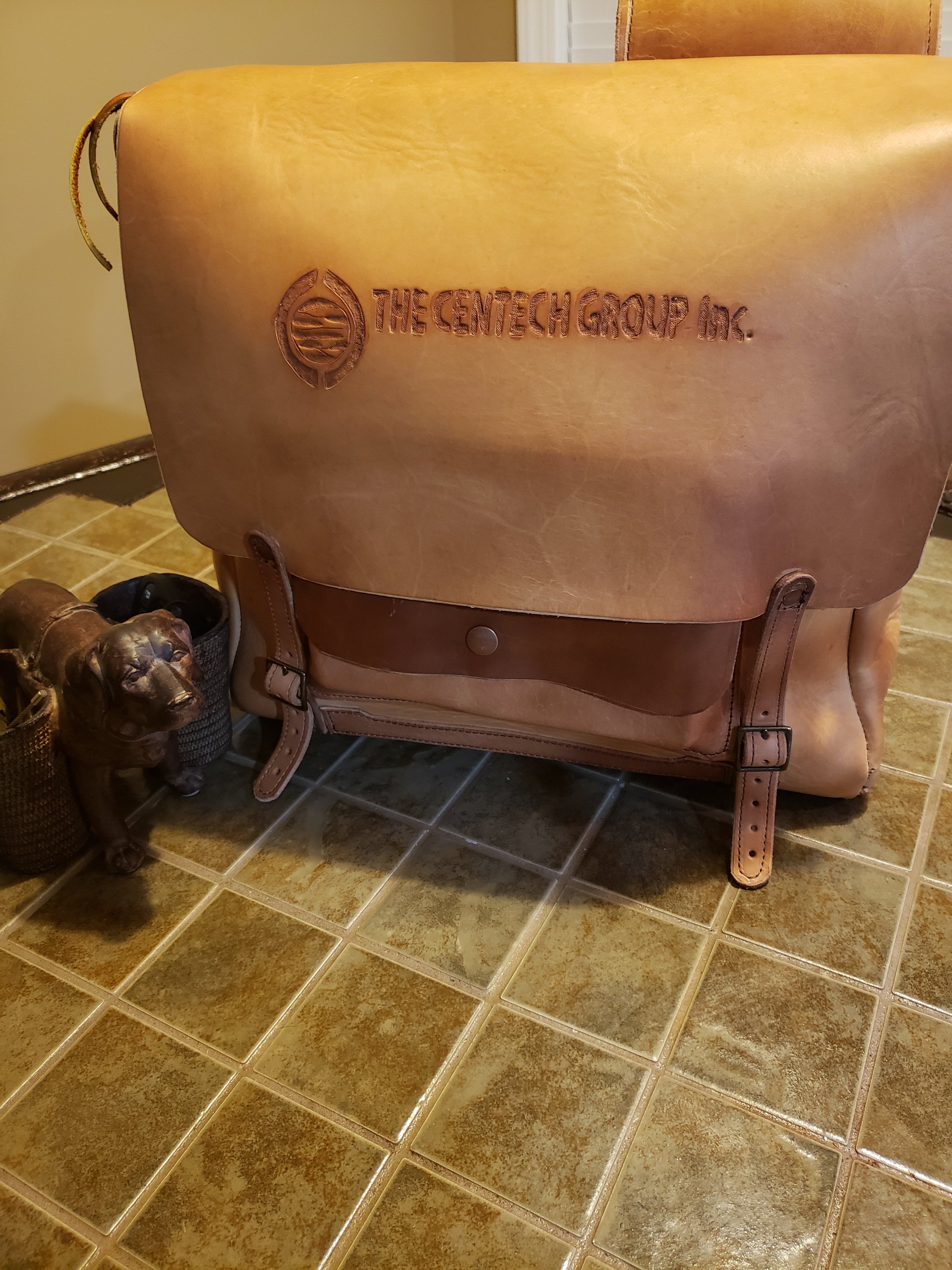 GENTLEMAN'S LEATHER BAG